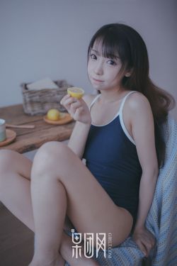 美谷朱里